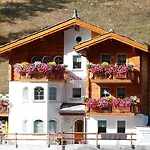 Haus Piccolo * 사스그룬트