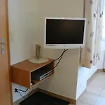 Haus Piccolo 호텔 사스그룬트