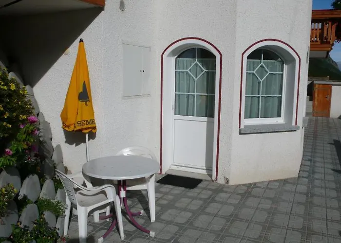 Haus Piccolo Hotel *