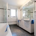 Szálloda Haus Piccolo