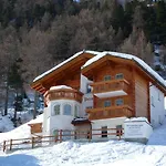 Szálloda Haus Piccolo *