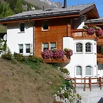 Szálloda Haus Piccolo